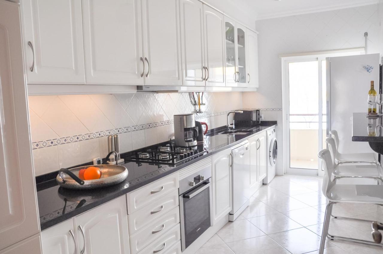 Lovelystay - 2Br Modern, Pool Access, Close To Marina & Beach Картейра Экстерьер фото